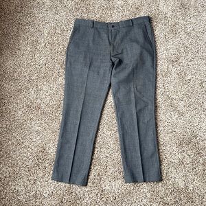 Mens Van Heusen dress pant